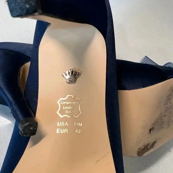 Worn Navy Satin Open Toe Heels Size 10 - Picture 13 of 16